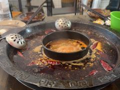 -黄潇洒老火锅(九眼桥宏济巷店)