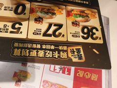 -麦当劳(轻轨曹杨路店)