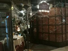 -玛格萝妮(汇智国际商业中心店)
