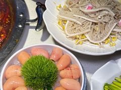 -茅草房·河畔园林火锅