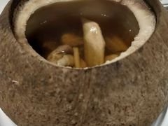 -海南椰子鸡餐厅