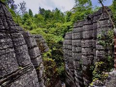 -梭布垭石林景区