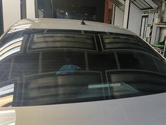 -鲨鱼皮汽车凹陷玻璃修复(静安店)