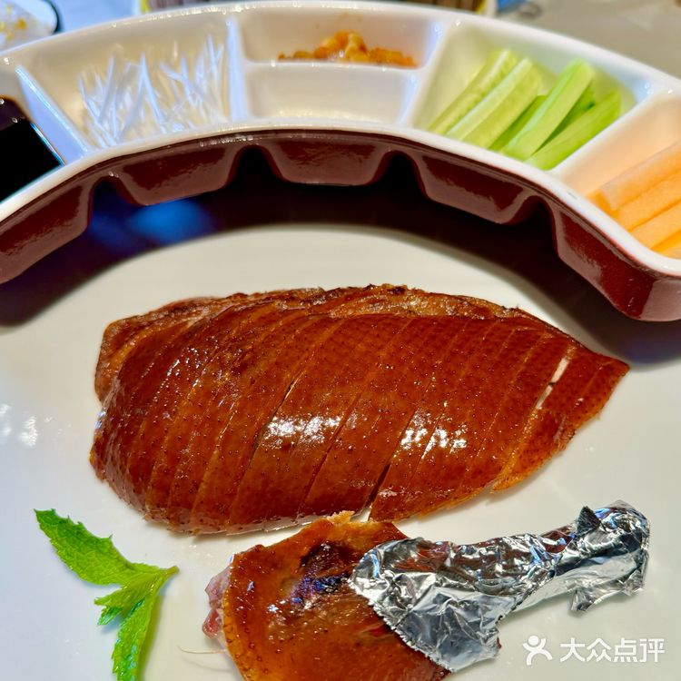 在成都！正宗北京烤鸭～大鸭梨，你吃过吗？