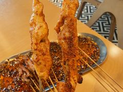 -小董哥烤串·爆汁大油边(故宫店)