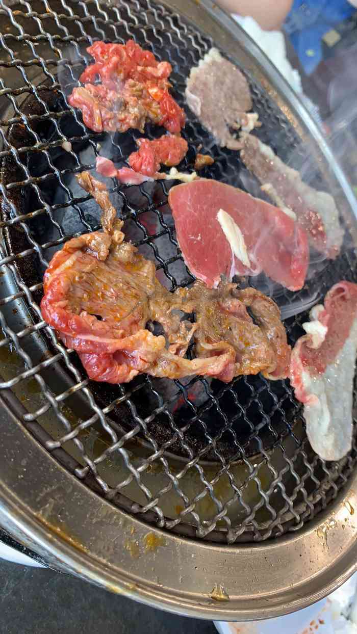 金刚山(学府路店)-"营口最火的一家烤肉店,多年老店.独立门市.