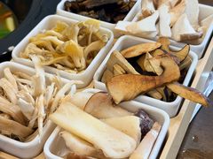 -菌乡缘·野生菌蒸汽鱼火锅(江边夜市店)