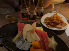 -FOUR PLAY BAR