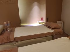 -左右Massage/Spa(长寿路店)