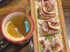 -Famous肥猫墨西哥音乐餐吧(五棵松华熙LIVE店)