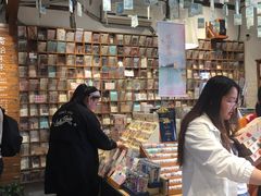 -猫的天空之城概念书店(苏州平江店)