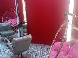 -In Style Hair Salon