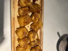 -老房老舍重庆火锅(假日城市店)