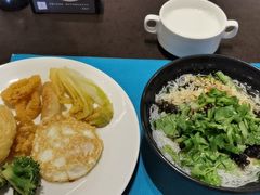 -大连星海皇冠假日酒店