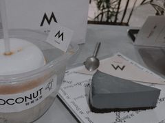 鲜椰冰咖-M Stand(宁波万象城店)