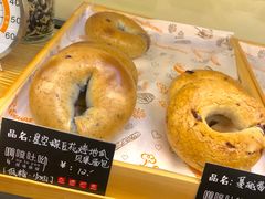 -啊噗吐呦现场烘焙(麦凯乐店)