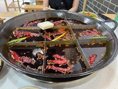 -正贰捌经重庆老火锅(建设路店)