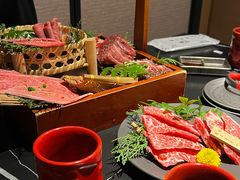 -山川小町·极番烧肉(新地假日广场店)