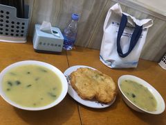 甜沫-老方子馅饼粥(台东店)
