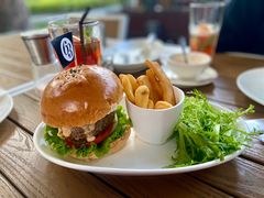 芝心牛肉堡JuicyLucy-Bistro 63 创意融合料理(广粤天地店)