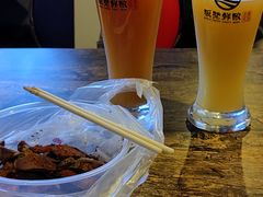 -板凳鲜酿·精酿啤酒(科华北路店)