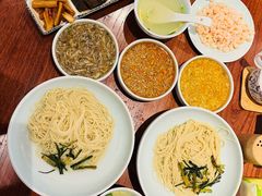 -裕兴记•蟹黄面馆(人民广场店)