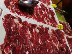 新鲜顶级肥牛-半斤-潮泰牛肉火锅 · 创于1992年(车公庙店)