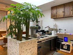 -Line 咖啡(石厦花园店)