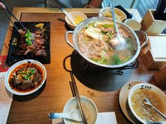 -肖四女乐山跷脚牛肉(世博源店)