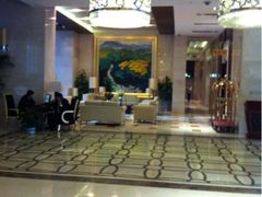 大堂-锦龙国际酒店(天津奥体中心华苑地铁站店)