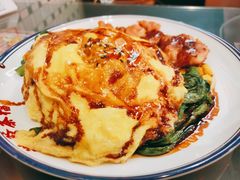 芝士滑蛋鸡扒饭-港爺茶檔·茶餐厅(东晓南路店)
