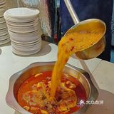 成都本地人都爱吃的乌鱼牛蛙自助火锅❗