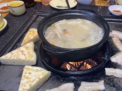 -有一锅·野生菌黑山羊腊排骨火锅(古城北门店)
