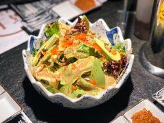 牛油果蔬菜沙拉-吉屋烤肉(八宝街店)