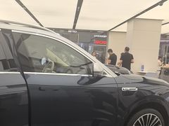 -华为智能生活馆(上海金桥国际商业广场)