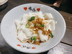 葱油拌粉-盟重烧烤(东瓜山创始店)