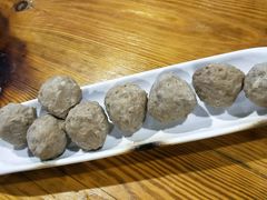 -五指山生态小黄牛(皮皮虾海鲜广场店)