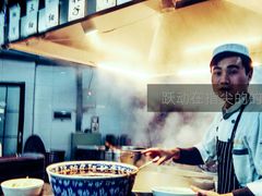 -马德元纯汤牛肉面(太奥广场店)