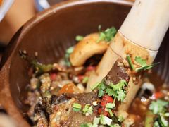 -老滇山寨•云南特色菜•地方菜•民族风情歌舞表演(金碧店)