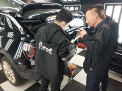 -鲨鱼皮汽车凹陷玻璃修复(静安店)