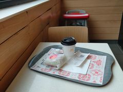 -麦当劳(乳山路店)