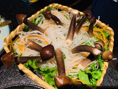 鸡纵菌-湊湊火锅·茶憩(新中关购物中心店)