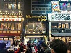 -BHC炸鸡(明洞总店)