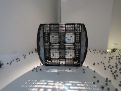 -胶囊画廊