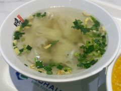 -光明·博海美食花园(上海瑞金医院12号楼店)