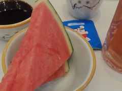 -休记光头香辣蟹干锅(绵竹店)