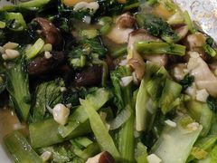香菇小白菜-公寓家常菜馆(海军博物馆店)