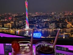 -广州柏悦酒店·悦吧·顶楼露天酒吧
