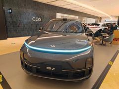 -理想汽车(世纪汇店)