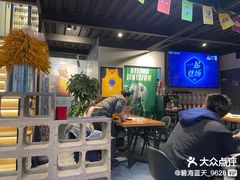 -京狮炙燥·精酿烧烤(首经贸店)